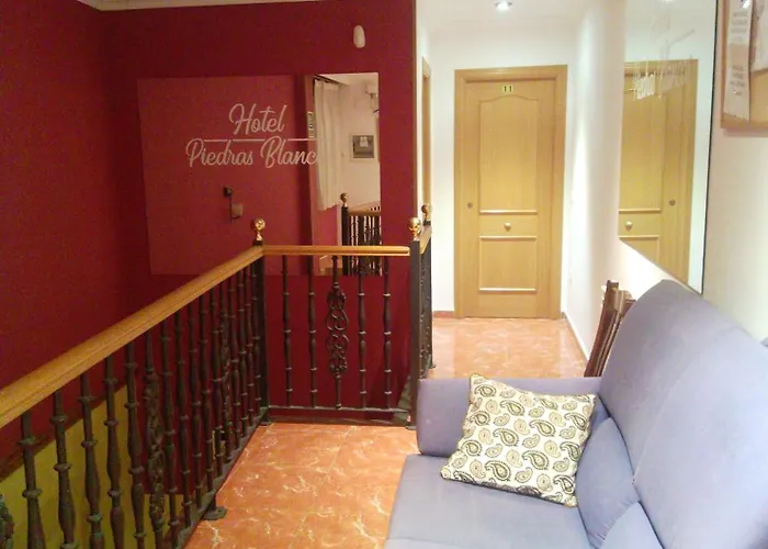 Отель Piedras B